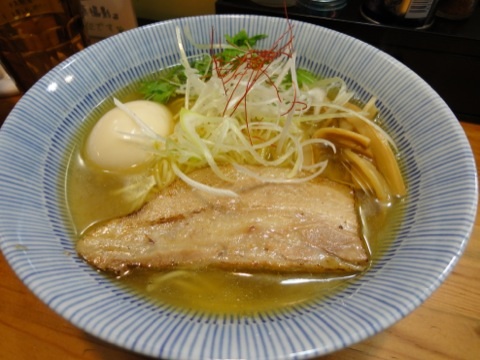 塩つけ麺 灯花2012年12月の半熟味玉淡麗鶏塩そば