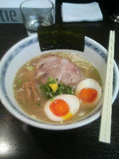 [写真:はやし・味玉ら〜めん(塩)]