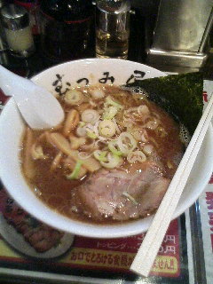 [写真:むつみ屋・醤油らーめん]