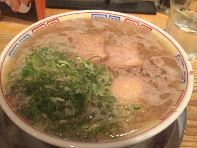 秀ちゃんラーメン赤坂2015年8月の味玉ラーメン